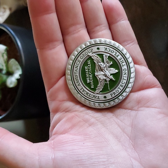 🌲Leavenworth County Sheriff SWAT Challenge Coin - Picture 3 of 3